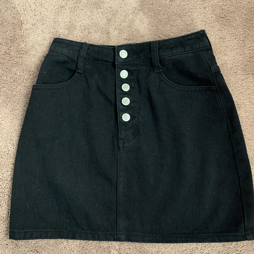 BRANDY MELVILLE J Galt Black Denim Skirt
